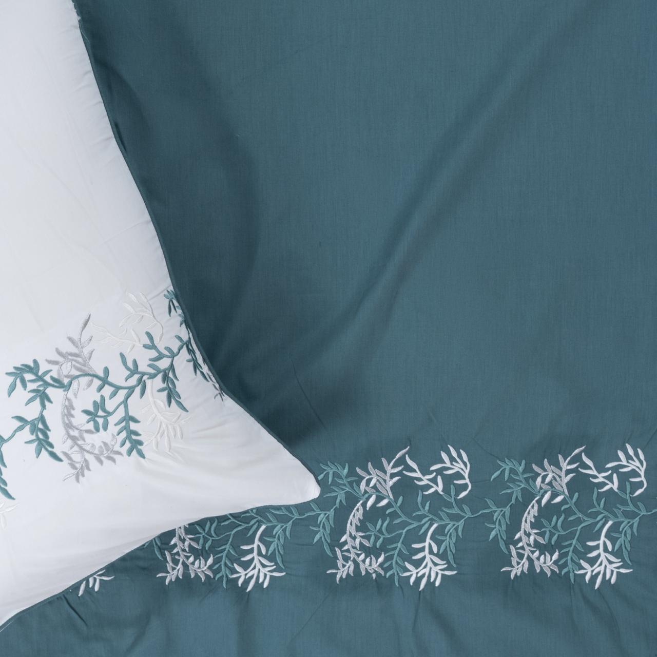 Gold Leaves *Dark Petrol blue/white*