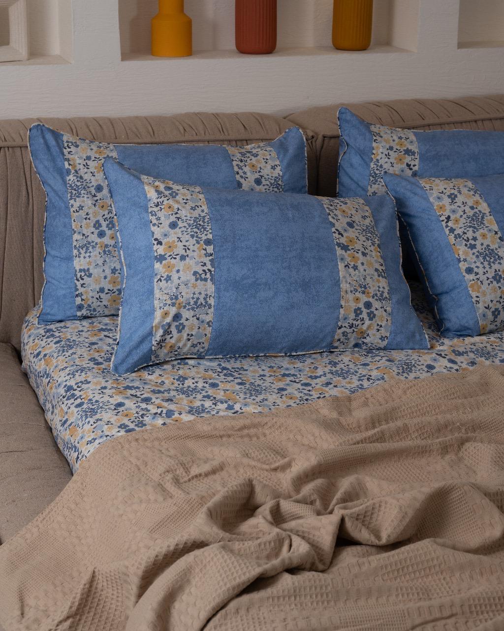Engraved fitted sheet*baby blue*