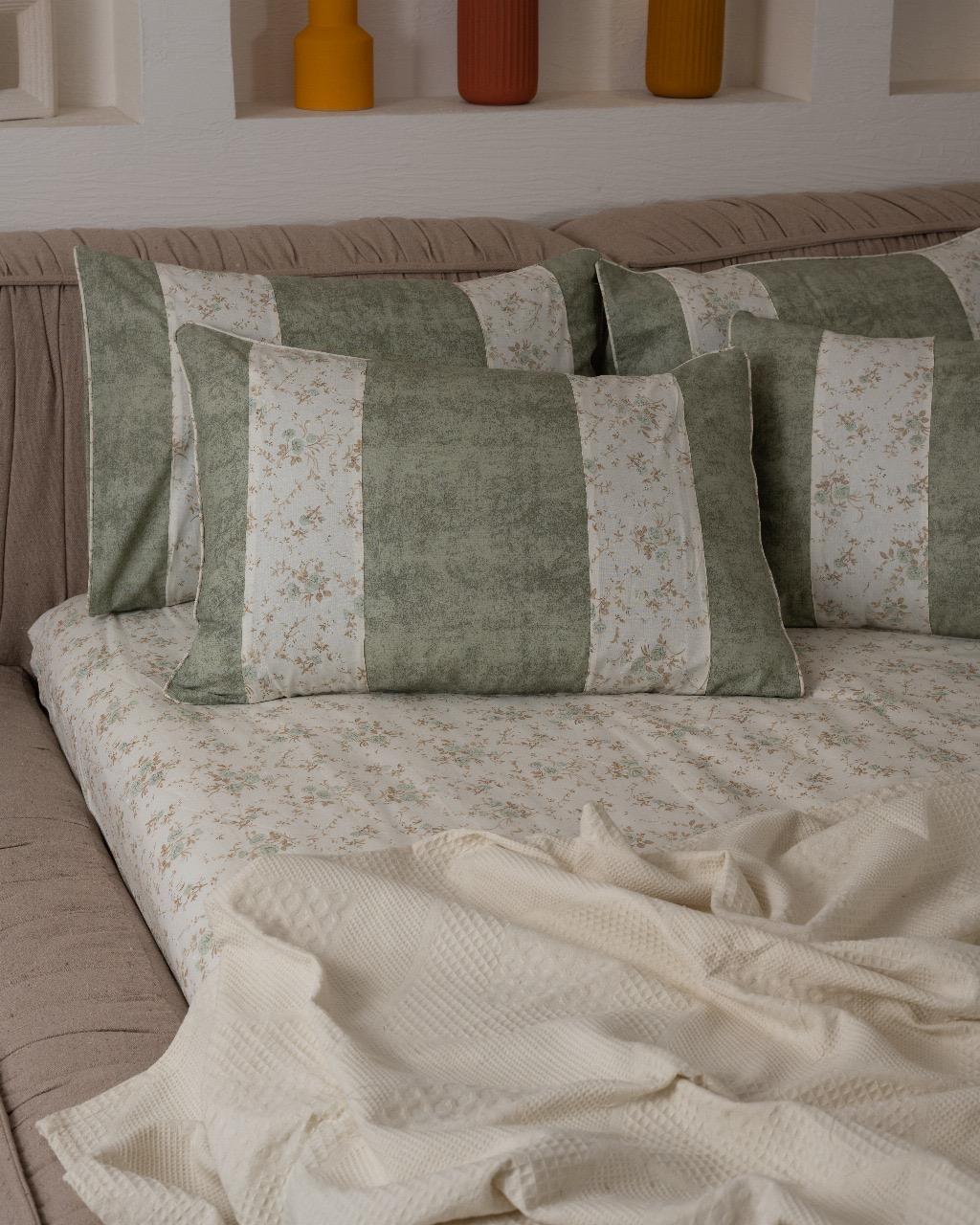 Engraved fitted sheet*pistachio*