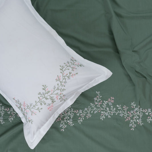 Haya*Dark olive green/white