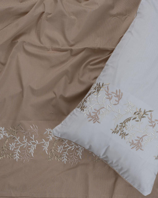 Gold Leaves *cafe/white*