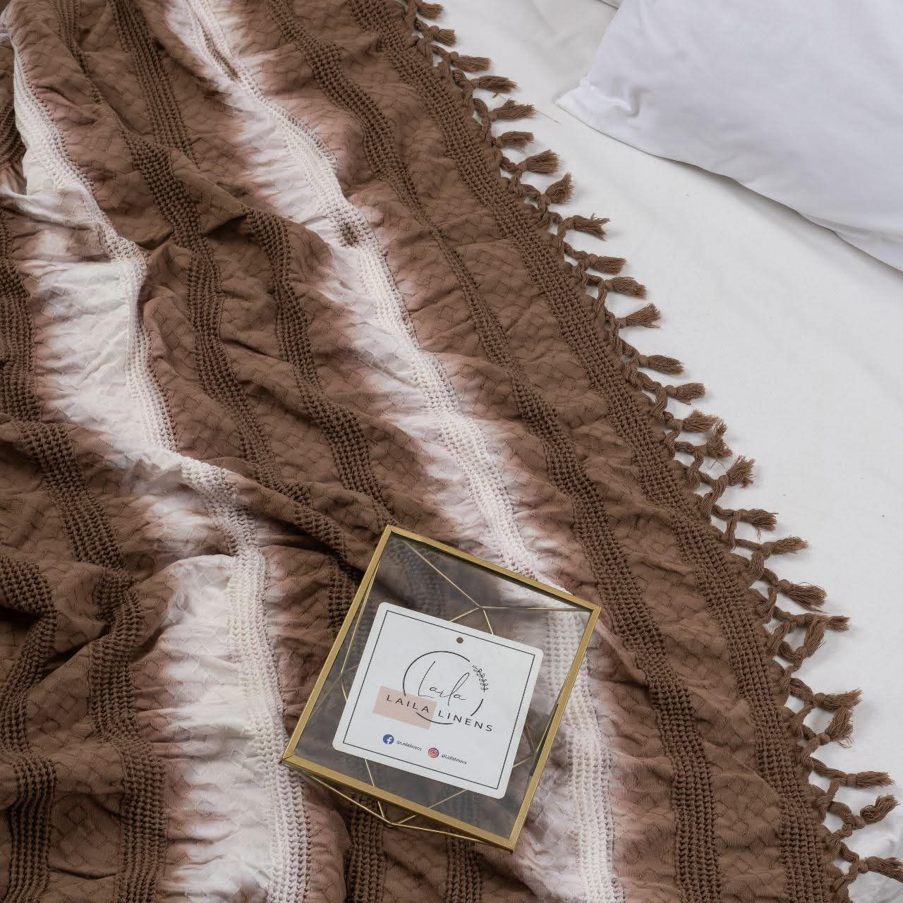 Anas coverlet*brown/white*